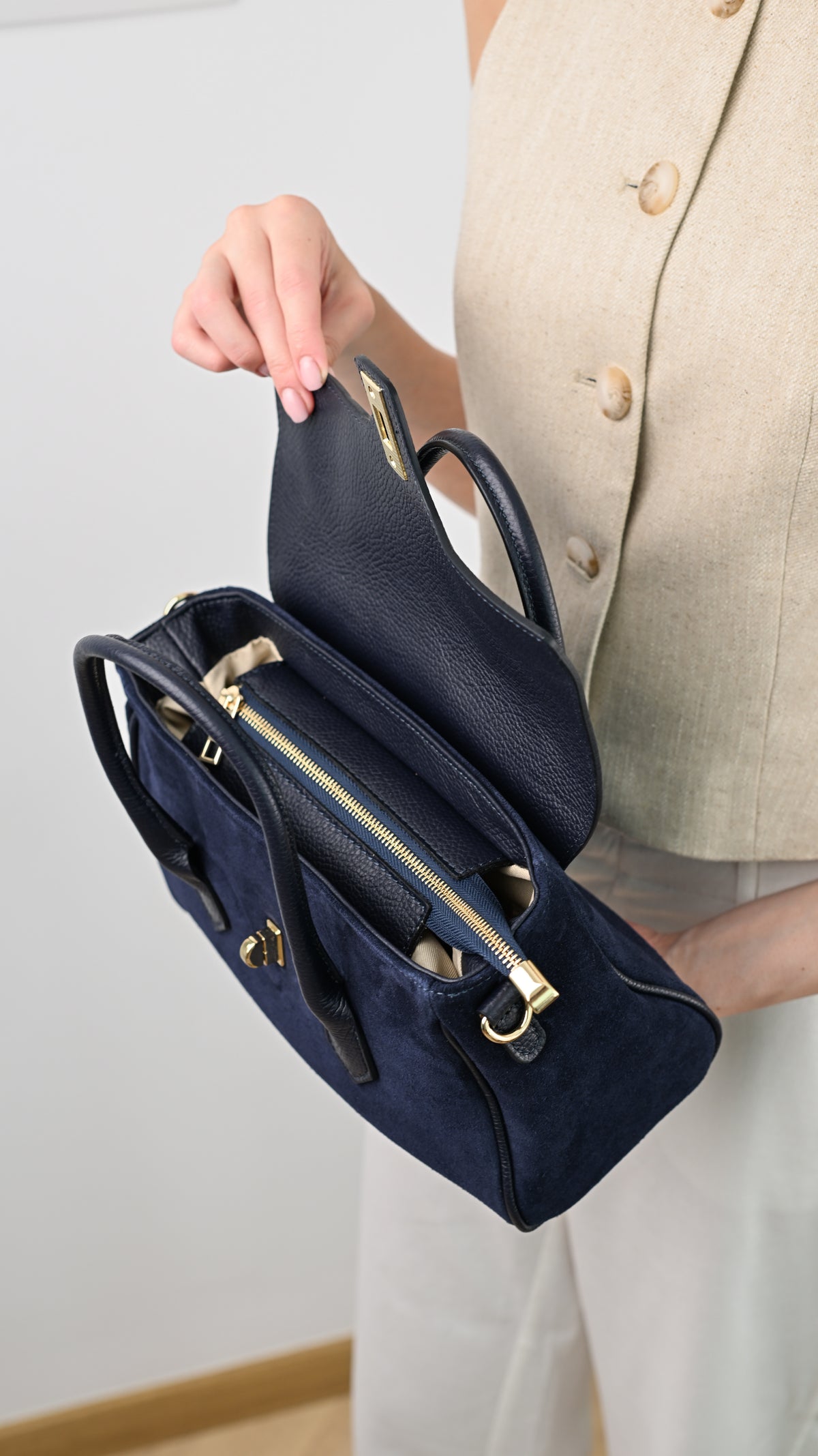 LORENA VELOUR MIDNIGHT NAVY — LAST REMAINING PIECES