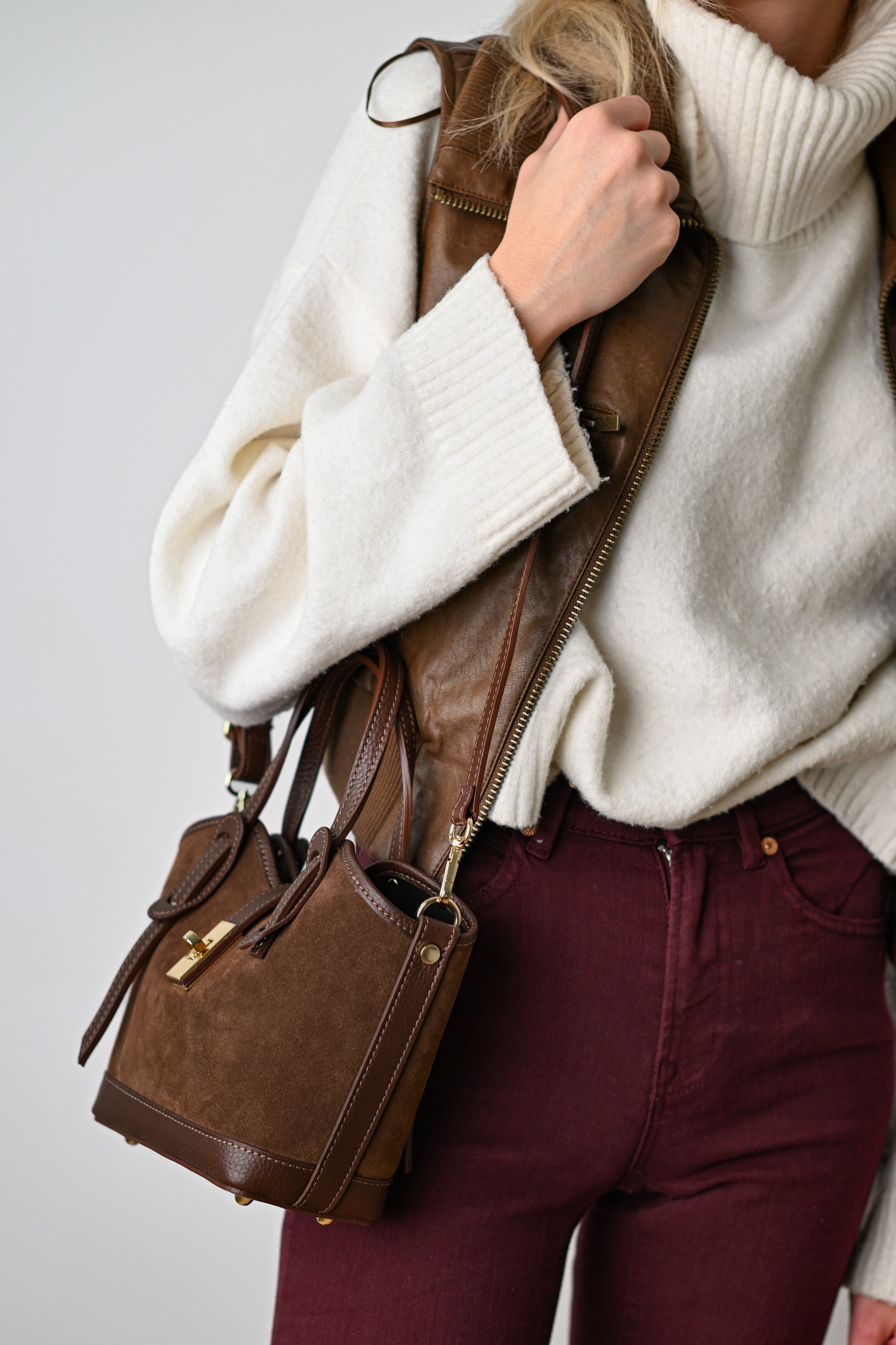 VANESSA MINI VELOURS DUNKLE SCHOKOLADE