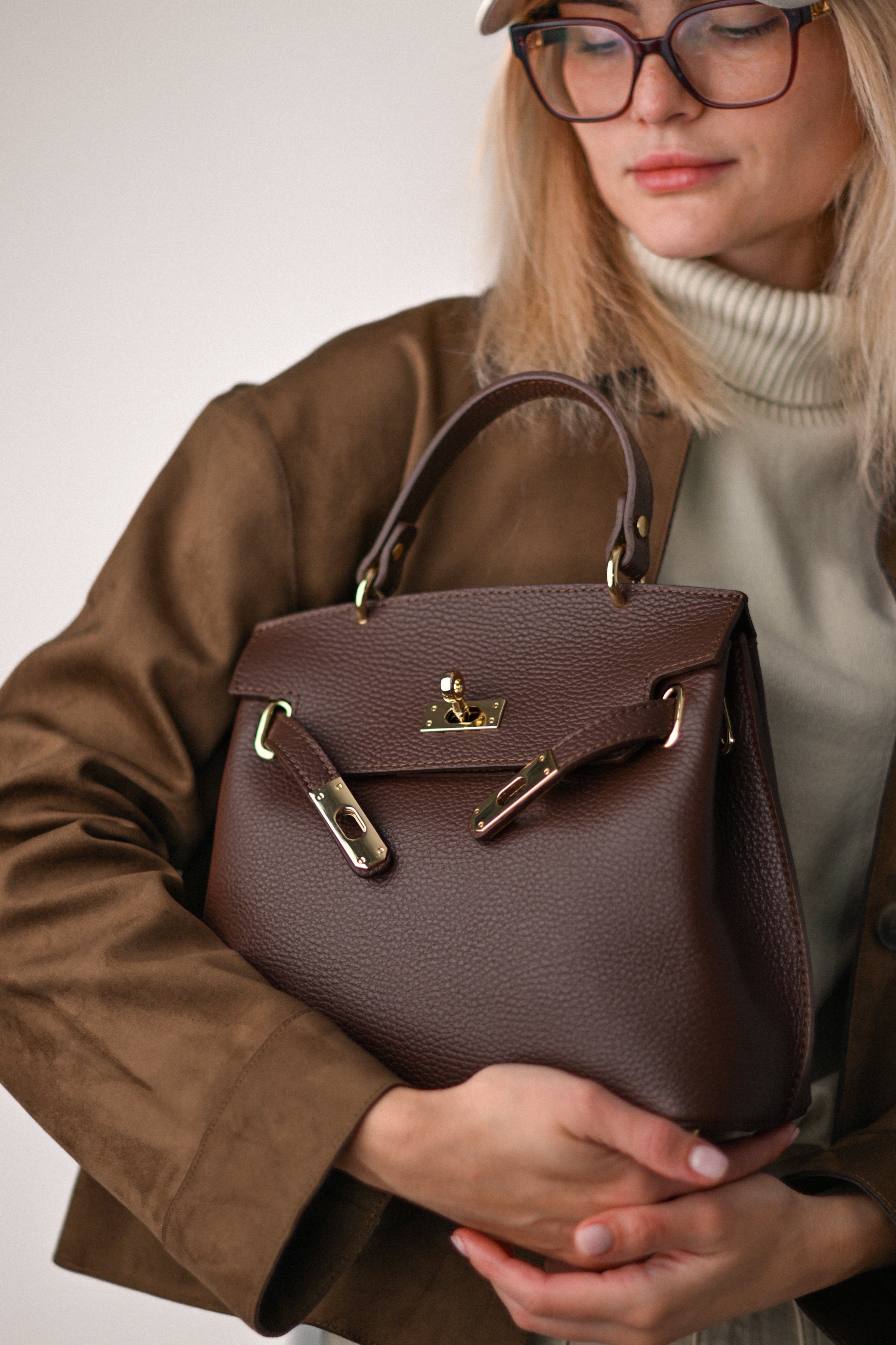 MIA DUNKLE SCHOKOLADE, ECHTES LEDER