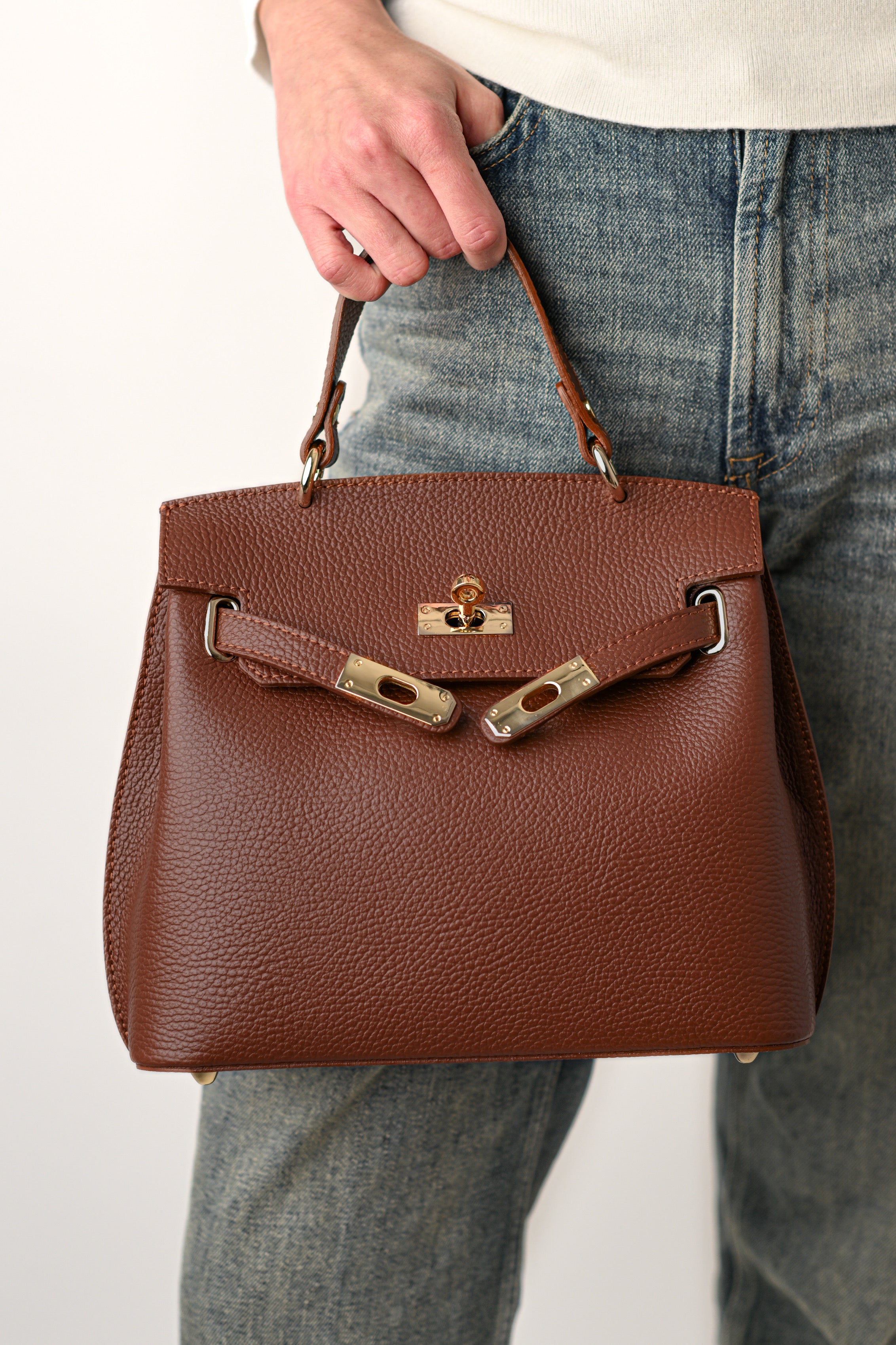 MIA MARO, ECHTES LEDER